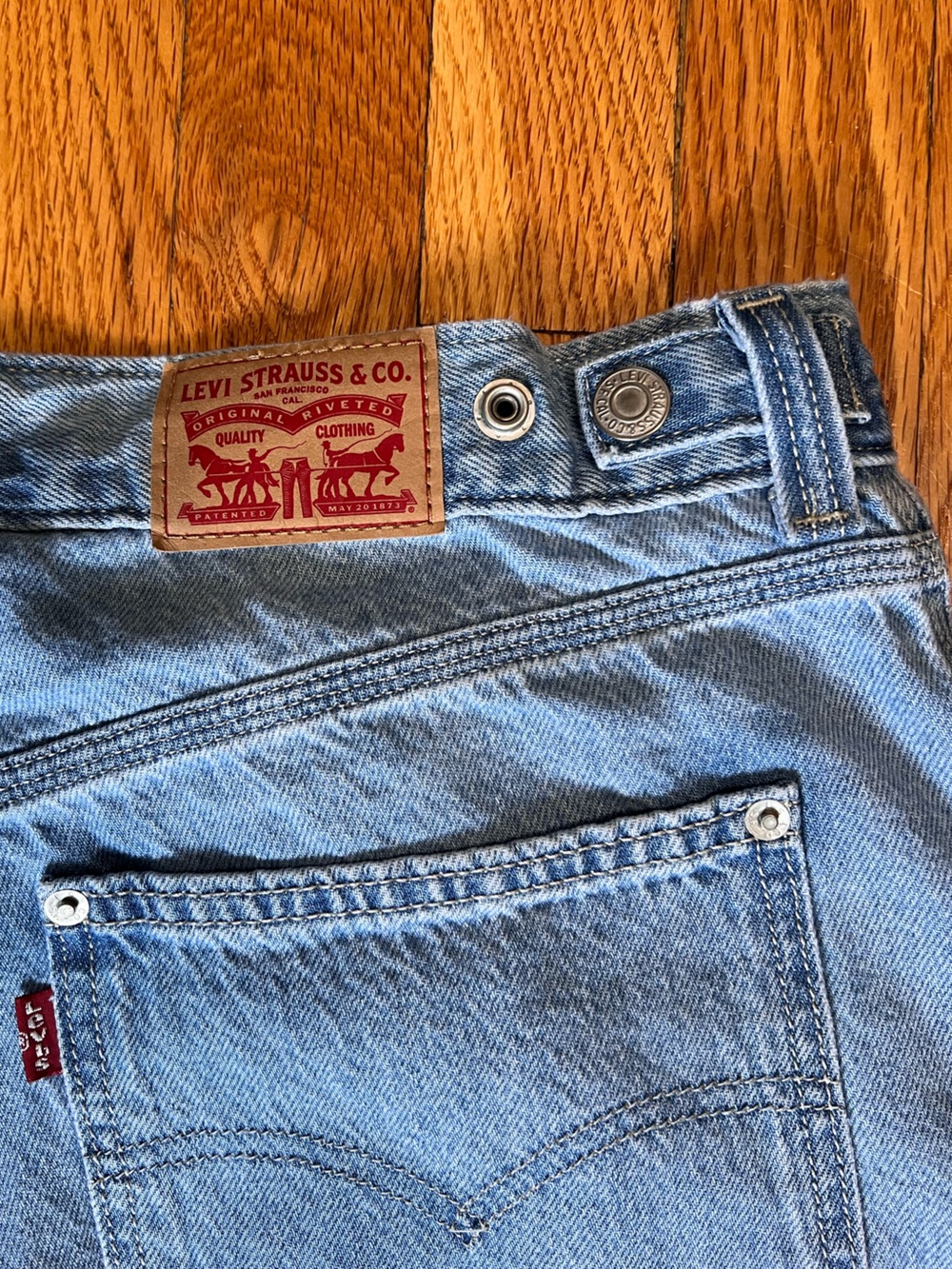 Levi's Cinch Waist Baggy Carpenter Denim - Picture 5 of 11